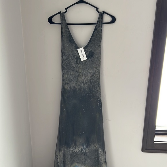 Women’s Soft Maxi Dress - Picture 5 of 9